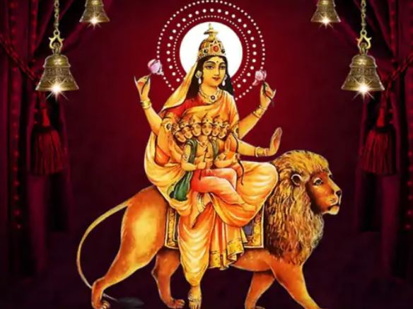 शारदीय नवरात्रि 2021: नवरात्रि की पंचमी को मां स्कन्दमाता होगी पूजा, इस रंग का कपड़ा पहना माना जाता है अनुकूल