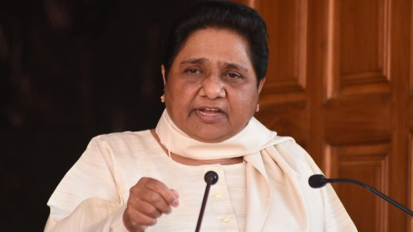 बीएसपी के अलावा हर दल गुण्डों व माफियाओं को देते हैं संरक्षण : Mayawati