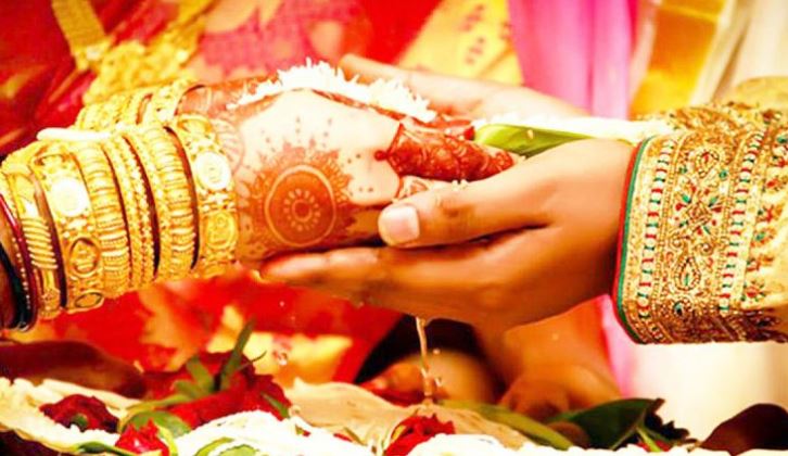 Shubh Vivah Muhurat 2021-22:  जानें शादी के लिए शुभ मुहूर्त किस दिन है,शादियों का सिलसिला शुरू हो गया