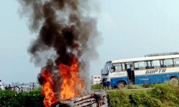 Lakhimpur Kheri violence case : पुलिस ने आरोपी लवकुश और आशीष को किया गिरफ्तार, मुख्य आरोपी को भेजा समन