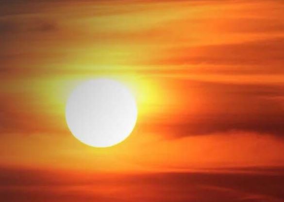 Sun Transit : सूर्य देव इस दिन कुंभ राशि में प्रवेश करेंगे,आदित्य ह्रदय स्त्रोत करना चाहिए पाठ