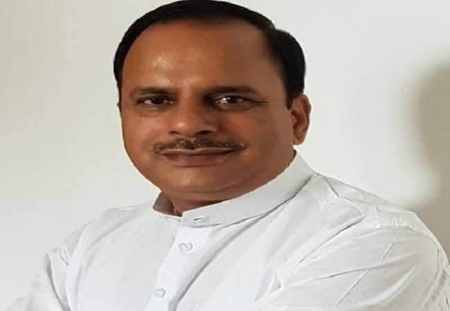 Anil Parashar jeevan parichay : मुस्लिम बहुल सीट कोल विधानसभा में अनिल पाराशर ने 15 साल बाद खिलाया कमल