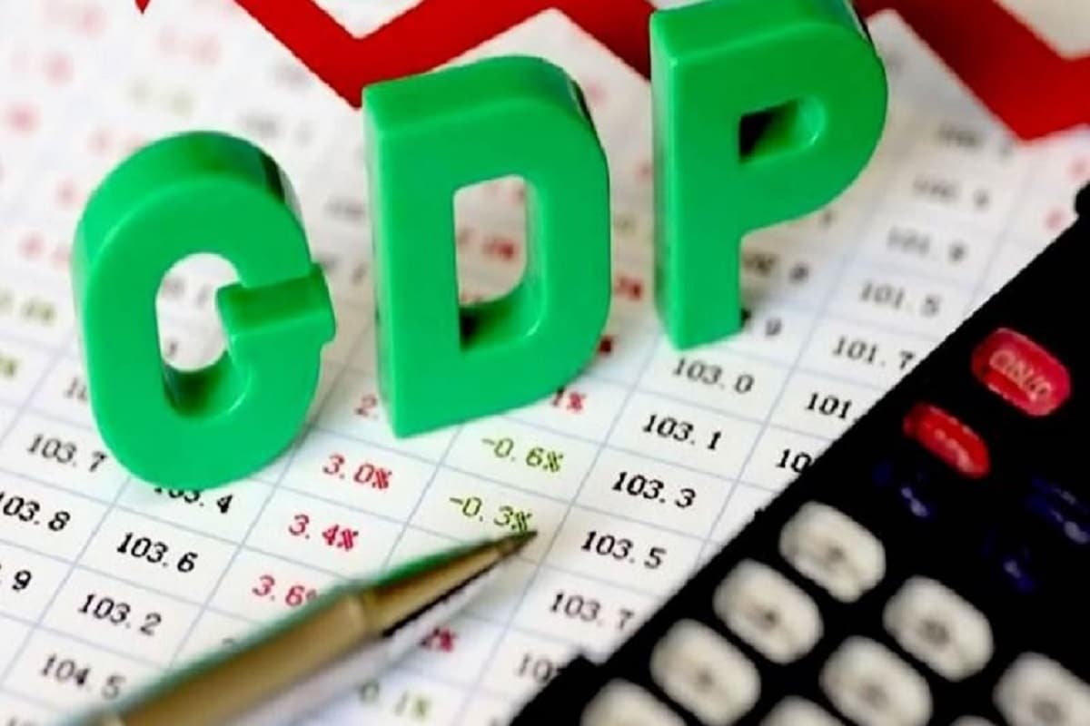 जुलाई-सितंबर तिमाही में जीडीपी 8.4 प्रतिशत की दर से बढ़ने के साथ भारत फिर से सबसे तेजी से बढ़ती प्रमुख अर्थव्यवस्थाओं में से एक है
