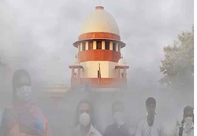 Supreme Order On Pollution : कोर्ट ने केंद्र और केजरीवाल सरकार को लगाई जमकर फटकार, कल शाम तक का दिया वक्त