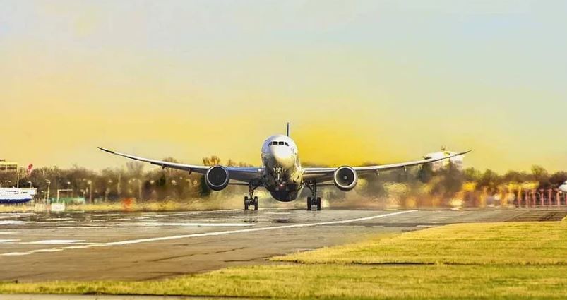 International Flights : साल के आखिर से शुरू होंगी सभी International Flights, उड़ान सेवाएं फिर से होंगी सामान्य