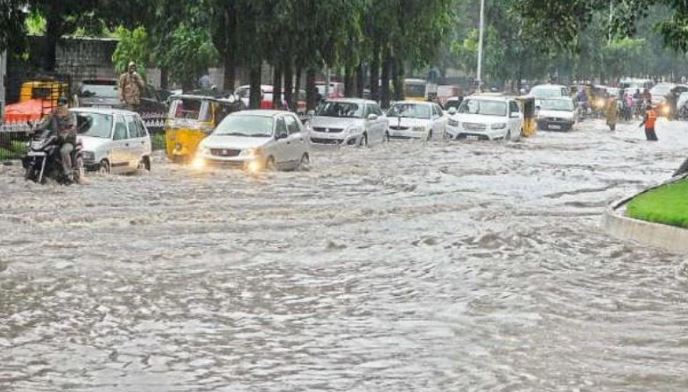 Andhra pradesh heavy rain:आंध्र प्रदेश में भारी बारिश से नदियां ऊफान पर ,17 की मौत और सैकड़ों लोग लापता