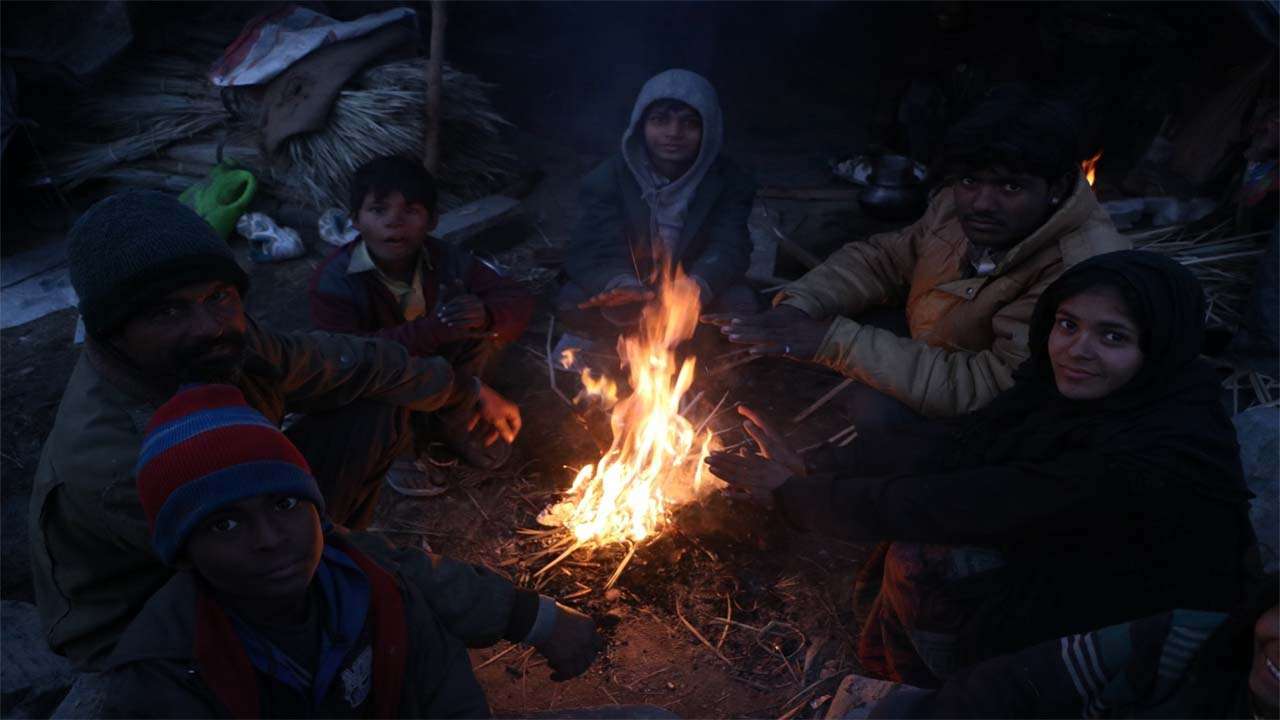 Weather Alert: यूपी समेत कई राज्यों में शीत लहर का अलर्ट जारी, दिल्ली रहा सबसे सर्द