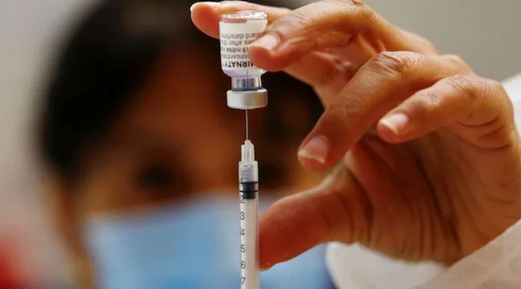 Lucknow : मतदान व मतगणना कार्मियों को 22 जनवरी से लगेगा बूस्टर डोज, शत-प्रतिशत कराएं टीकाकरण