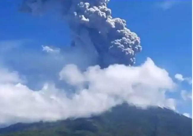 Indonesia Volcano : इंडोनेशिया में ज्वालामुखी फटने से भीषण तबाही,13 लोगों की मौत 98 घायल