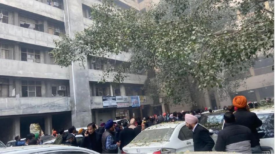 Ludhiana Blast : लुधियाना कोर्ट बिल्डिंग में धमाके जांच के लिए पहुंच रही है NIA-NSG