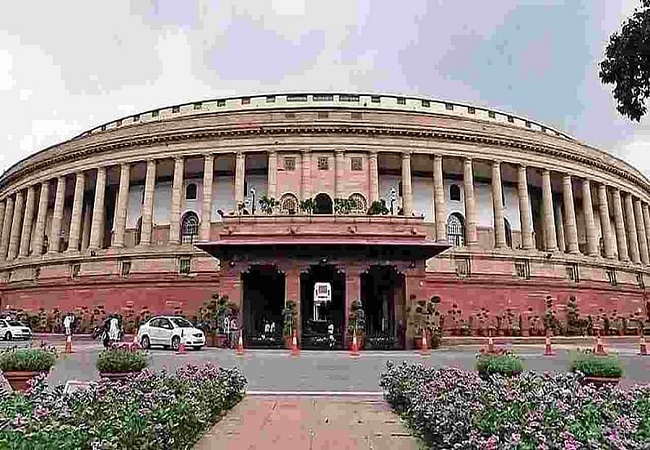 Parliament Winter Session का देखें लेखा-जोखा, लोकसभा में 82 और राज्यसभा में सिर्फ 47 फीसदी हुआ काम
