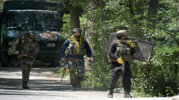 Jammu & Kashmir के पुंछ में सुरक्षाबलों और आतंकियों के बीच मुठभेड़, एनकाउंटर में एक आतंकी ढेर