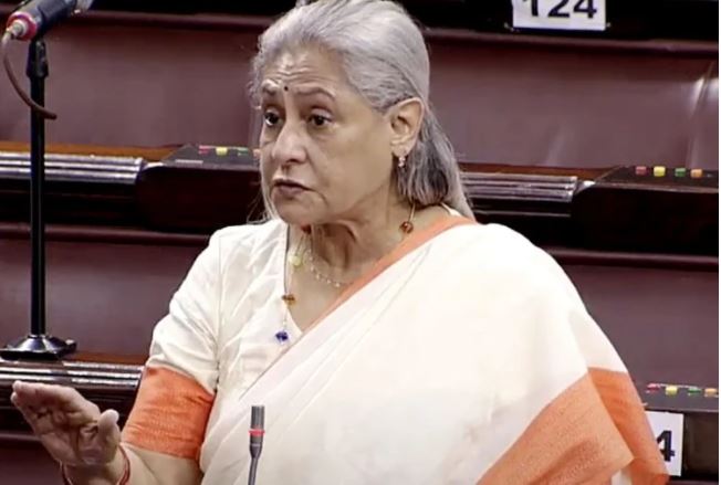 Jaya Bachchan का छलका दर्द, बोली- हमारा गला घोंट दीजिए, सदन में बोलते तो दे नहीं रहे…