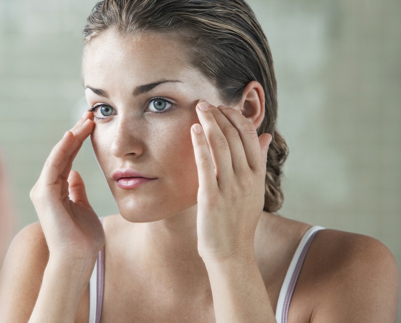 जानिए आपके चेहरे पर विटामिन की कमी के 5 लक्षण