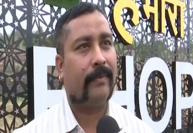 Madhya Pradesh : लंबी मूंछ रखने के आरोप में पुलिस कांस्टेबल ड्राइवर राकेश राणा सस्पेंड