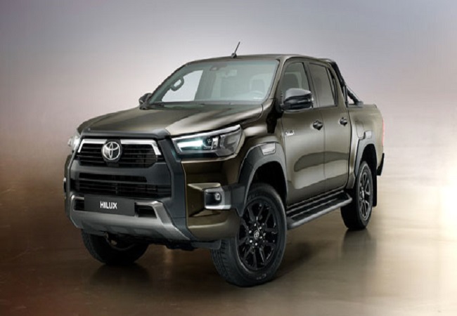 Toyota Hilux:  भारत में 20 जनवरी को लॉन्च होगा Toyota Hilux, Fortuner की टक्कर का इंजन
