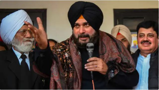 Punjab elections 2022: दूसरी बार नवजोत सिंह सिद्धू निकले वैष्णो देवी यात्रा पर, हिंदू समुदाय के लोगों को कर रहें लुभाने की कोशिश