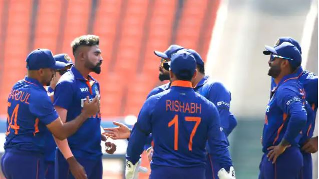 IND vs WI: भारतीय गेंदबाजों का शानदार प्रदर्शन, वेस्टइंडीज को किया 176 रनों पर ढ़ेर