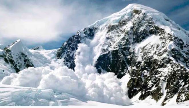 Arunachal Pradesh: हिमस्खलन की चपेट में आए सेना के सात जवान शहीद, रेस्‍क्‍यू ऑपरेशन में शव बरामद