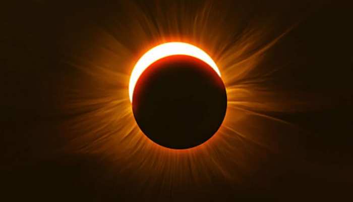 Surya Grahan 2022 : इस दिन लग रहा है साल का पहला ग्रहण, जानिए कहां दिखाई देगा