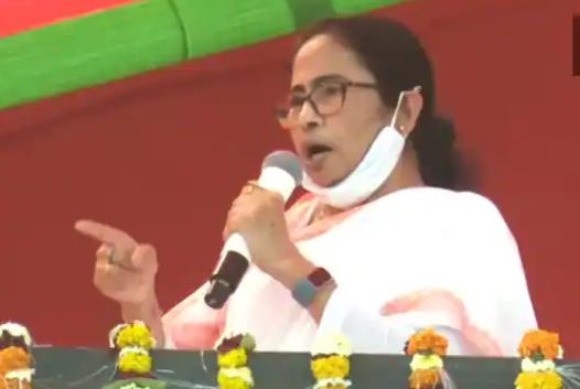 UP Election 2022: ममता ने भाजपा पर किया प्रहार कहा- रेलवे, एयरपोर्ट, बैंक बेचकर ला रहे हैं अच्छे दिन
