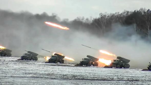 Russia-Ukraine War : रूस ने कीव पर कब्जे की कोशिश तेज की, दागे तोप से गोले