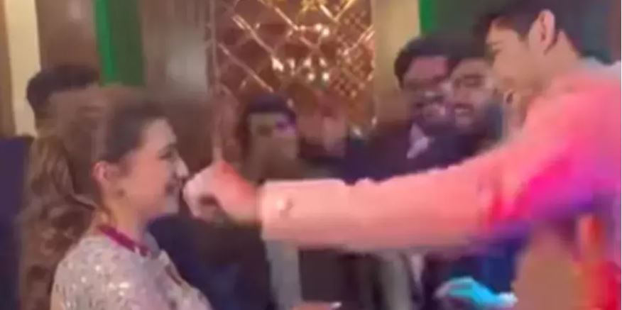 Dulhe viral Dance: दुल्हे ने किया ऐसा डांस देख कर रह जाएंगे हैरान