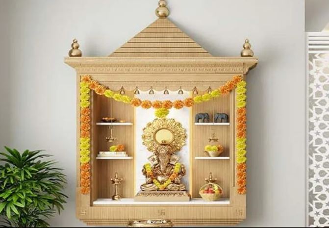 Vastu Tips : देवी के पूजा स्थल पर नहीं रखनी चाहिए ये चीजें, माना जाता है बहुत अशुभ 