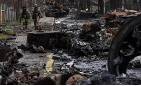 Russia Ukraine War : यूक्रेन के बुचा में अत्याचारों के बाद रूस की वैश्विक स्तर पर निंदा, सड़कों पर मिले शव