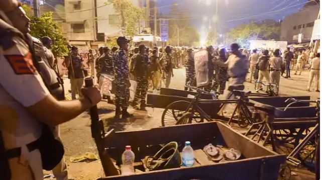 Jahangirpuri Violence: शांतिपूर्ण चल रही थी शोभायात्रा तभी साथियों के साथ आया अंसार, फिर जानिए कैसे हुए बवाल?