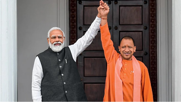 Lucknow : मोदी-योगी का डिनर लोकसभा चुनाव 2024 में हैट्रिक जमाने की तैयार करेगा पिच