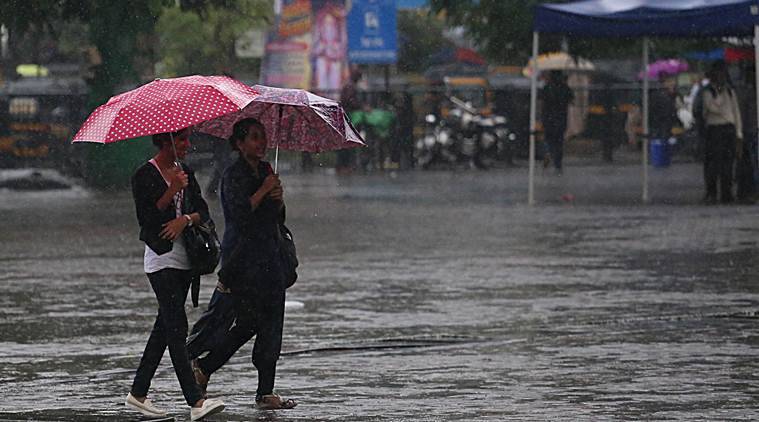 Rain Alert : चक्रवाती तूफान से बदलेगा देश का मौसम, होगी झमाझम बारिश