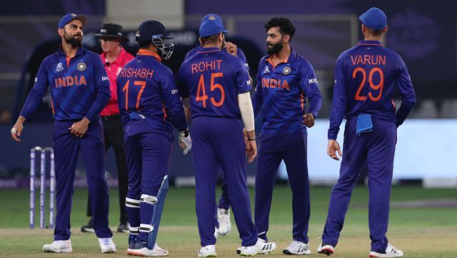 IND Vs SA: भारत ने दक्षिण अफ्रीका के खिलाफ टी20 सीरीज के लिए घोषित की टीम, बड़े बड़े दिग्गज हुए टीम से बाहर