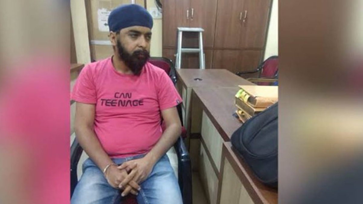 Tajinder Bagga Arrested : तेजिंदर बग्गा को ले जा रही पंजाब पुलिस की गाड़ी को हरियाणा पुलिस ने रोका!