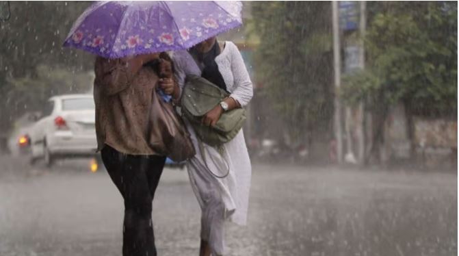 Weather Update: भीषण गर्मी सें दिल्ली, पंजाब, हरियाणा और उत्तर प्रदेश के लोगों को मिलेगी राहत, कल यहां हो सकती है बारिश