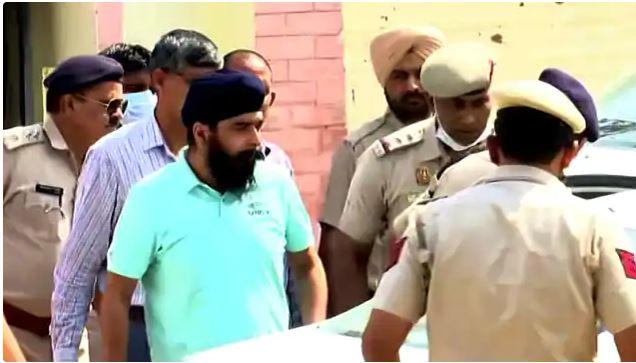 Tajinder Pal Bagga की मुश्किलें नहीं हुईं कम, मोहाली कोर्ट ने जारी किया गिरफ्तारी वारंट