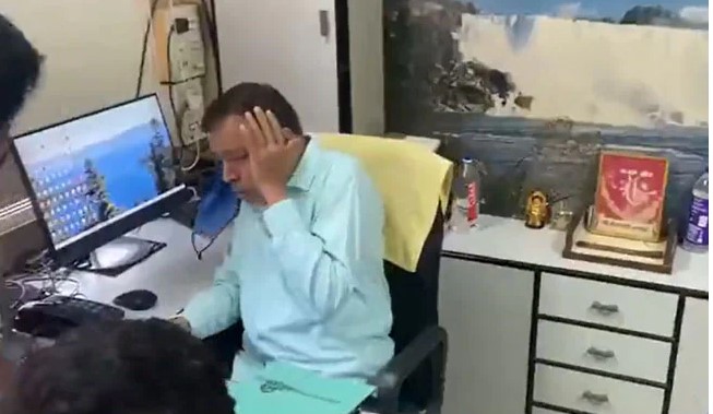 Viral Video : बीजेपी प्रवक्ता को ऑफिस में NCP कार्यकर्ता ने जड़ा थप्पड़, चंद्रकांत पाटिल ने की ये मांग
