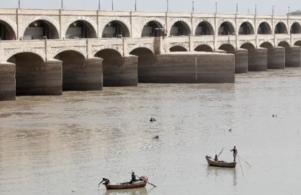 Pakistan : पाकिस्तान के सिंध प्रांत में पानी की किल्लत को लेकर प्रदर्शन , ‘आपदा’ जैसे हुए हालात