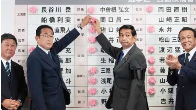 जापान में सत्तारूढ़ पार्टी के गठबंधन की भारी जीत, 2025 तक PM बने रहेंगे फूमिओ किशिदा