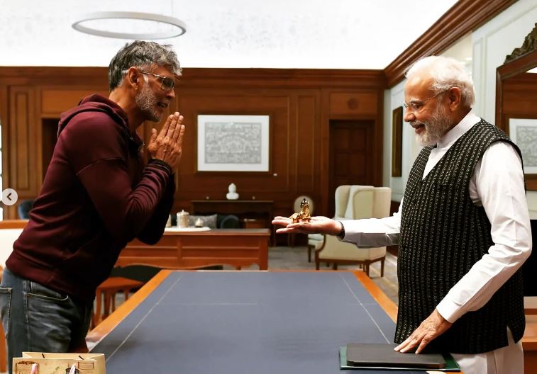 PM Modi से Milind Soman ने की मुलाकात, इस मामले में जताया आभार