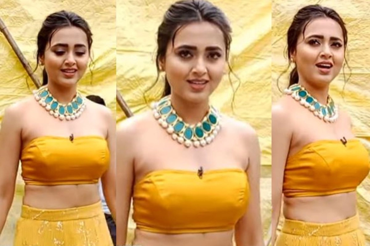 Ganeshotsav के लिए येलो रंग के लहंगे में नजर आई Tejaswi Prakash, वायरल हो रही तस्वीरें - पर्दाफाश