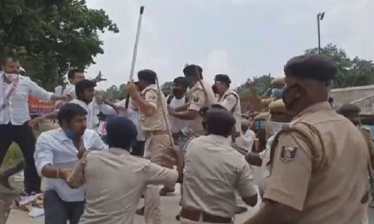 Bihar News: आंदोलन कर रहे BPSC अभ्यार्थियों पर पुलिस ने किया लाठीचार्ज, जानिए पूरा मामला