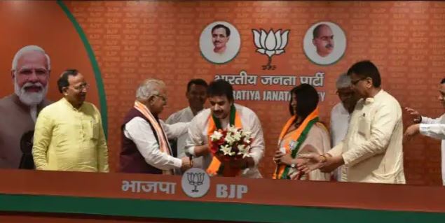 Kuldeep Bishnoi joins BJP: हरियाणा कांग्रेस को लगा बड़ा झटका, भाजपा में शामिल हुए कुलदीप बिश्नोई