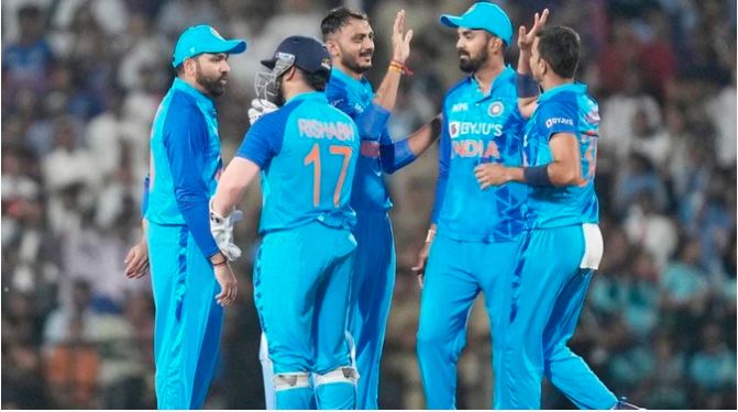 Ind vs SA t20 live : भारत ने टॉस जीतकर किया गेंदबाजी का फैसला, अर्शदीप और पंत को मिला मौका