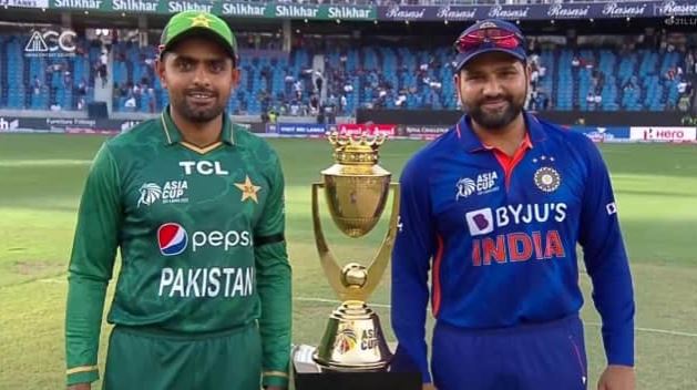 Asia Cup 2022 India-Pakistan: पाकिस्तान ने टॉस जीतकर गेंदबाजी चुनी, भारत करेगी पहले बल्लेबाजी, ऐसी है प्लेइंग इलेवन