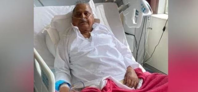 Mulayam Singh Health News: रक्षामंत्री राजनाथ सिंह पहुंचे मेदांता अस्पताल, मुलायम सिंह का जाना हाल