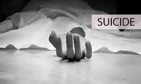 गोरखपुर में पिता और दो बेटियों ने फांसी लगाकर आत्महत्या की, पुलिस जांच में जुटी