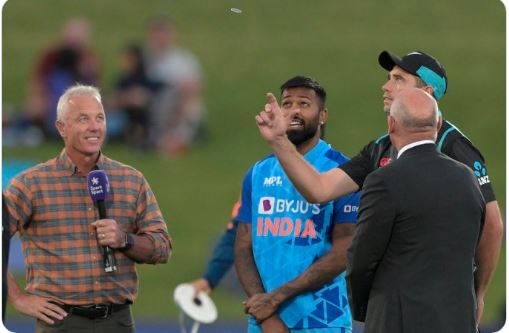 IND vs NZ T20 Live : न्यूजीलैंड ने टॉस जीतकर चुनी बल्लेबाजी, जानें दोनों टीमों की प्लेइंग-11