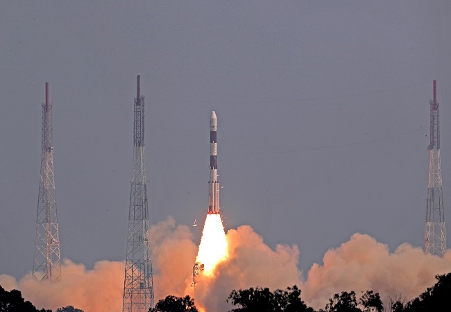 श्रीहरिकोटा : ISRO ने PSLV–C54 रॉकेट और 8 नैनो सैटेलाइट्स किया लॉन्च