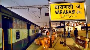 वाराणसी सहित 13 जिलो के रेलवे स्टेशन पर आज से दस रुपये का होगा प्लेटफार्म टिकट